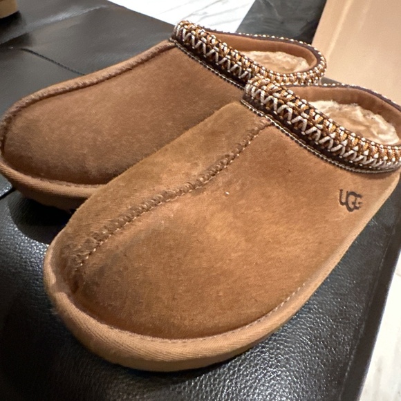 UGG Tasman II kids slippers - Picture 3 of 3